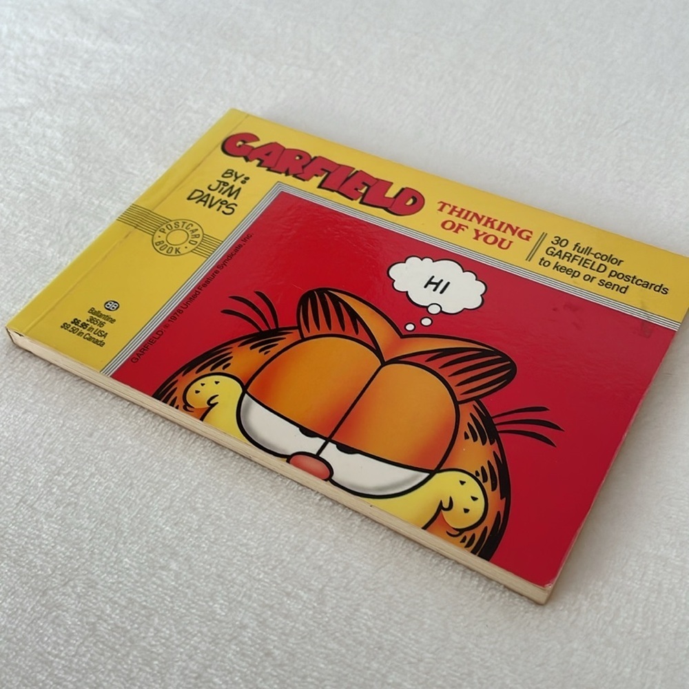 Vintage 1989 Garfield “thinking of you”
Postcard book — 30 full colour cards. - Picture 3 of 17
